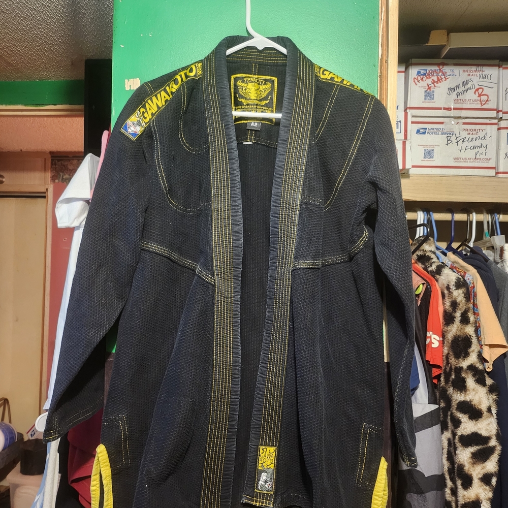 Black and Yellow Men's Jacket A2 SIZE